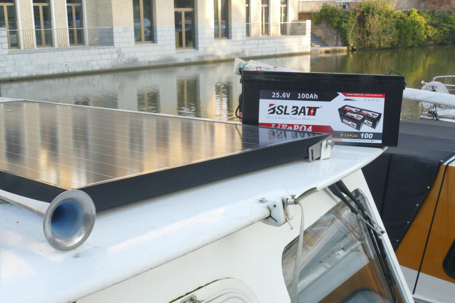 BSLBATT 24V 100AH Lithium Battery (bluetooth)